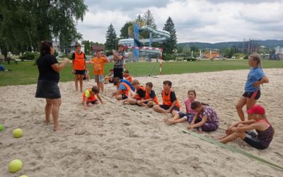 Během Letní házenkářské výzvy se rozdělilo téměř sto tisíc korun