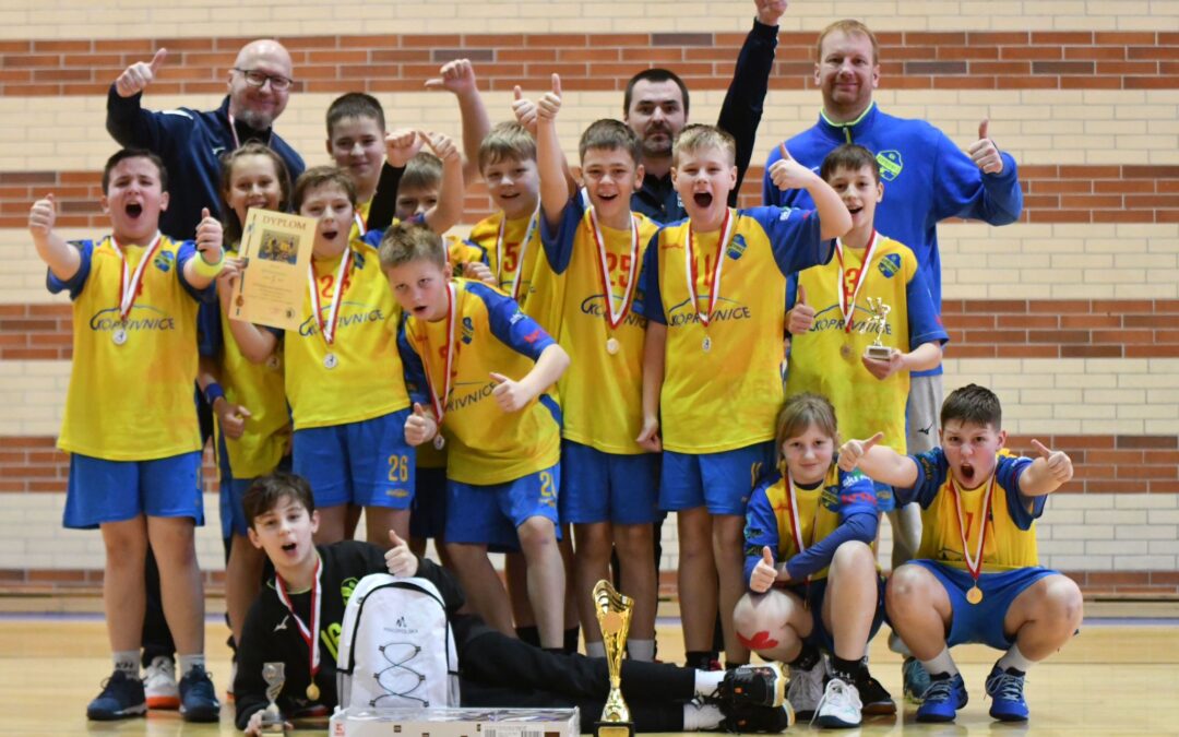 Mladší žáci z Kopřivnice ovládli turnaj v Polsku. Měli i nejlepšího hráče a brankáře