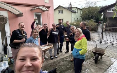 Dům trenérky Poruby zasáhla ničivá voda. Pomohli jí rodiče malých házenkářek